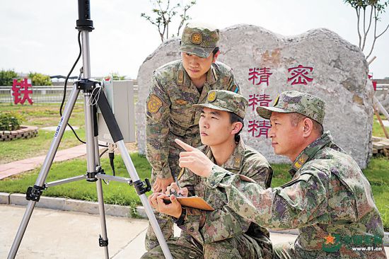 空军气象兵：观云半岛体育测雨的守望(图3)